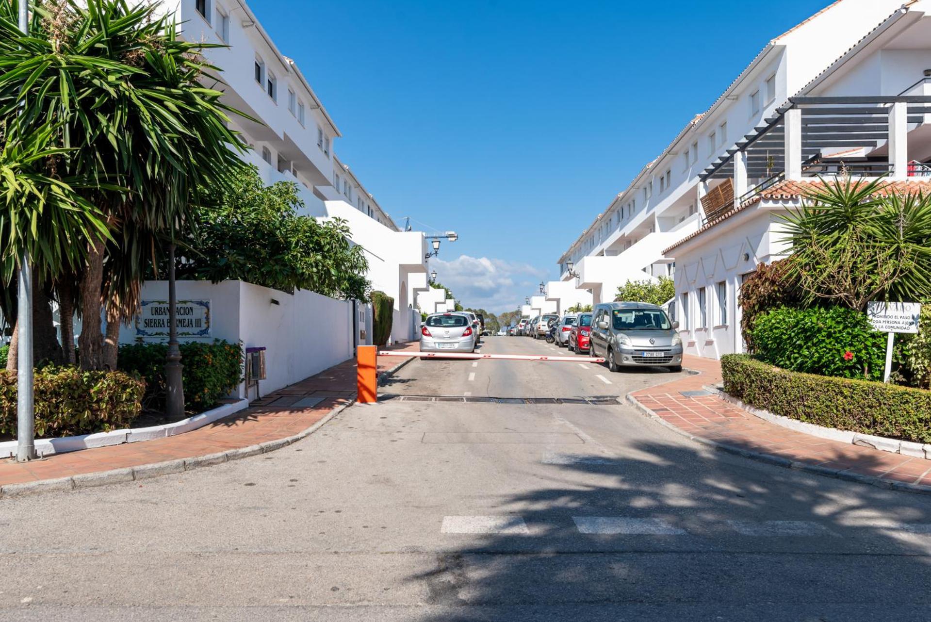 Lovely Penthouse Near Estepona Marina By Costarentals - Ref M15 Dış mekan fotoğraf