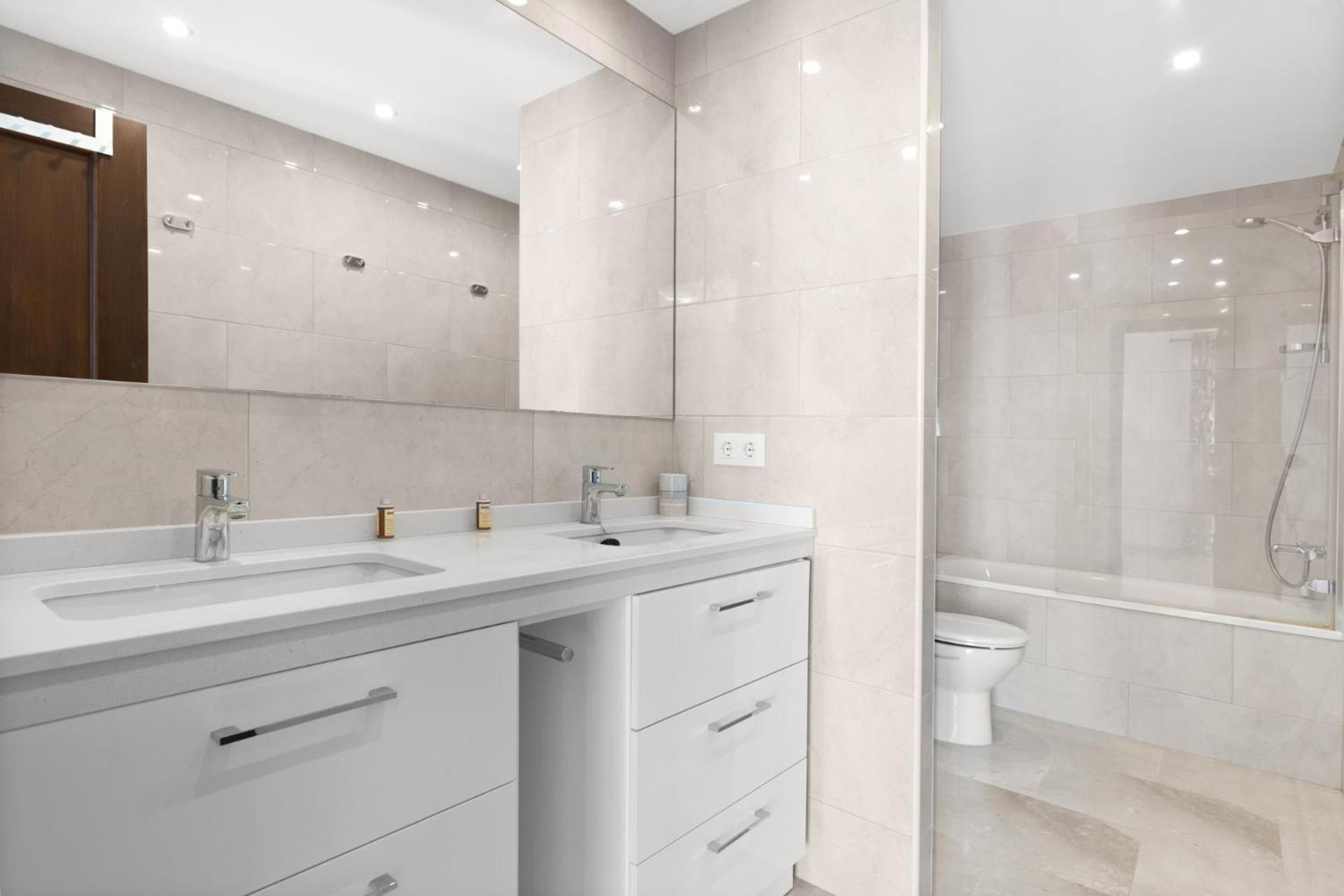 Lovely Penthouse Near Estepona Marina By Costarentals - Ref M15 Dış mekan fotoğraf
